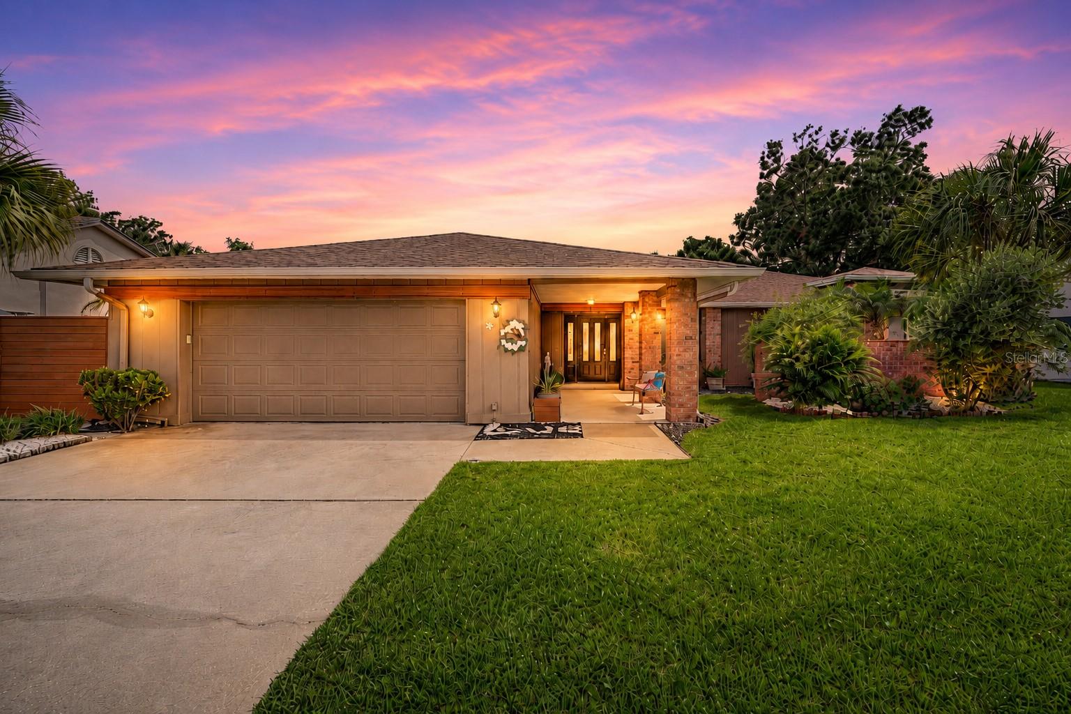 450 CYPRESS CREEK CIRCLE