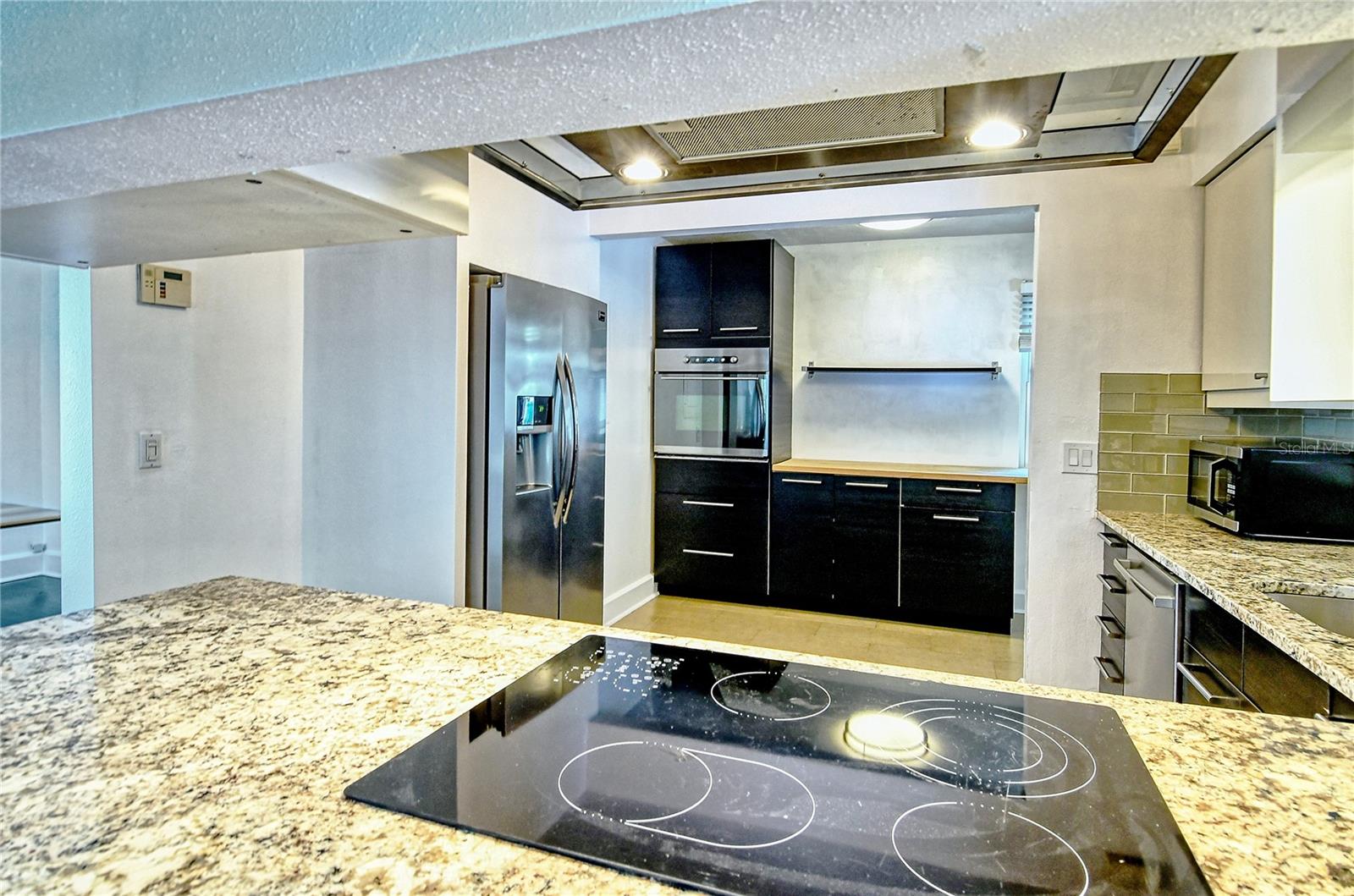 VALENCIA TERRACE REV - Residential