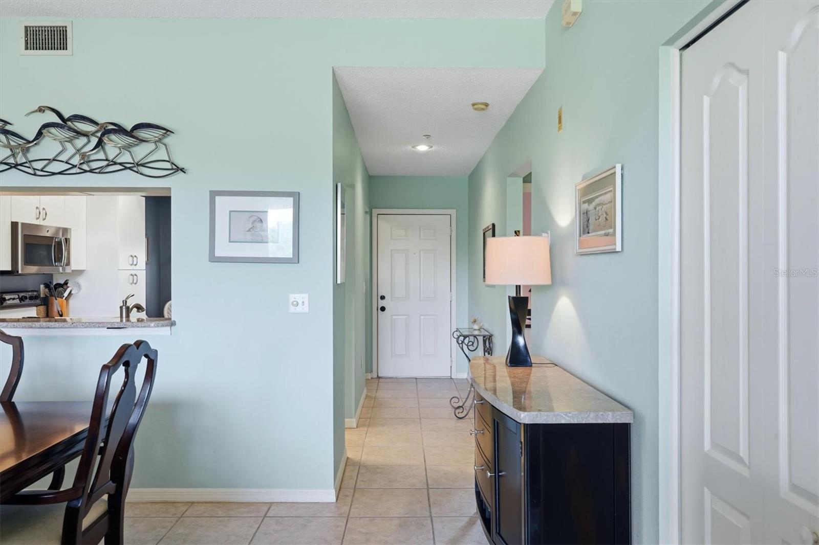 9610 CLUB SOUTH CIRCLE 4107