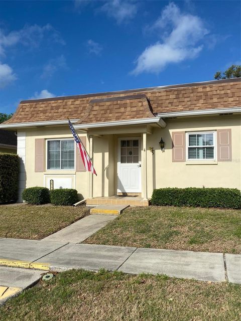 Photo of 1679 S Lake Avenue #4, Clearwater, FL 33756 (MLS # TB8370122) Photo of 1679 S Lake Avenue #4, Clearwater, FL 33756 (MLS # TB8370122)