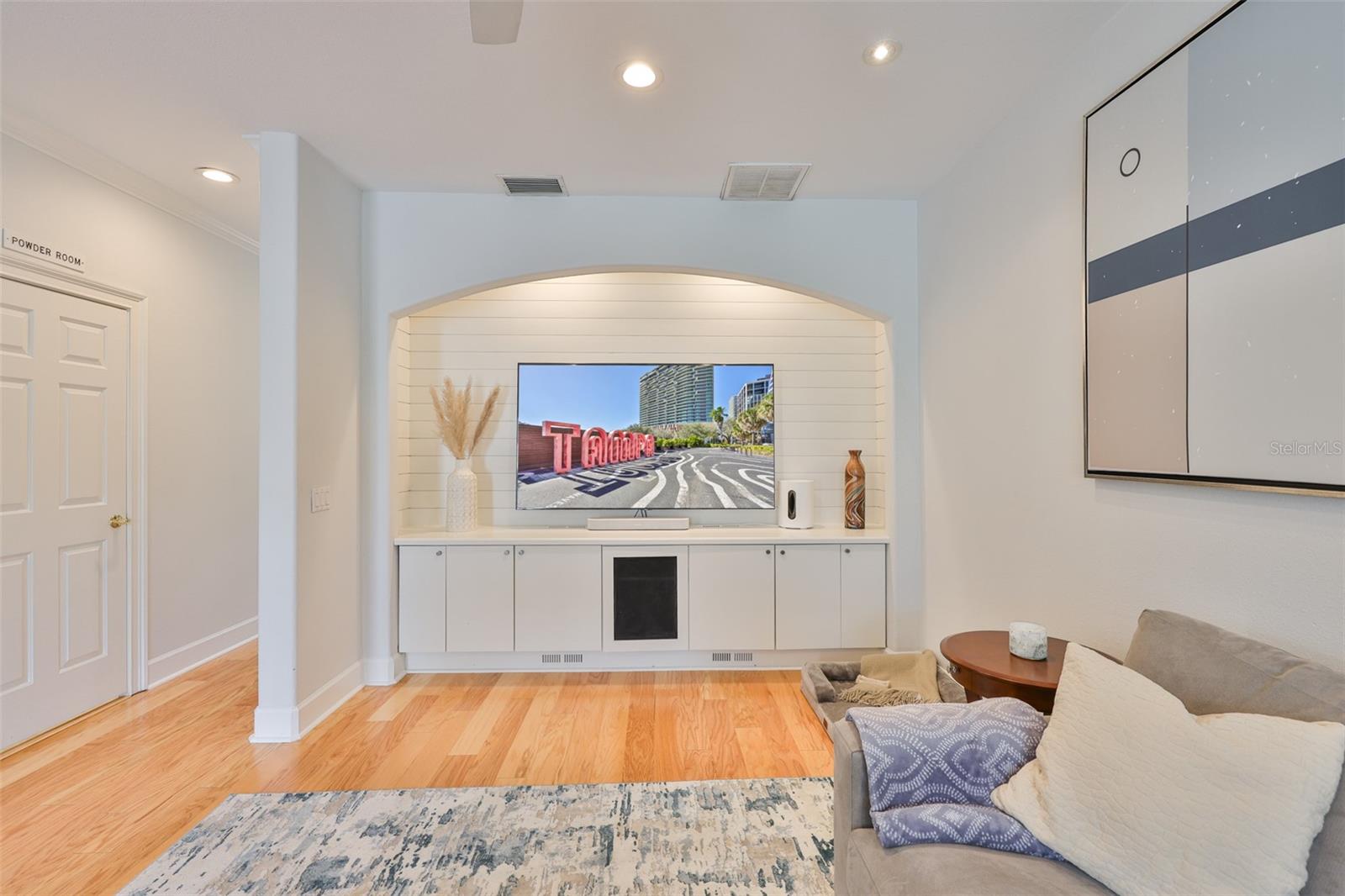 VIRGINIA TERRACE - Residential