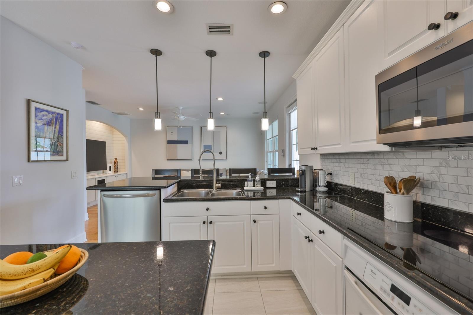 VIRGINIA TERRACE - Residential