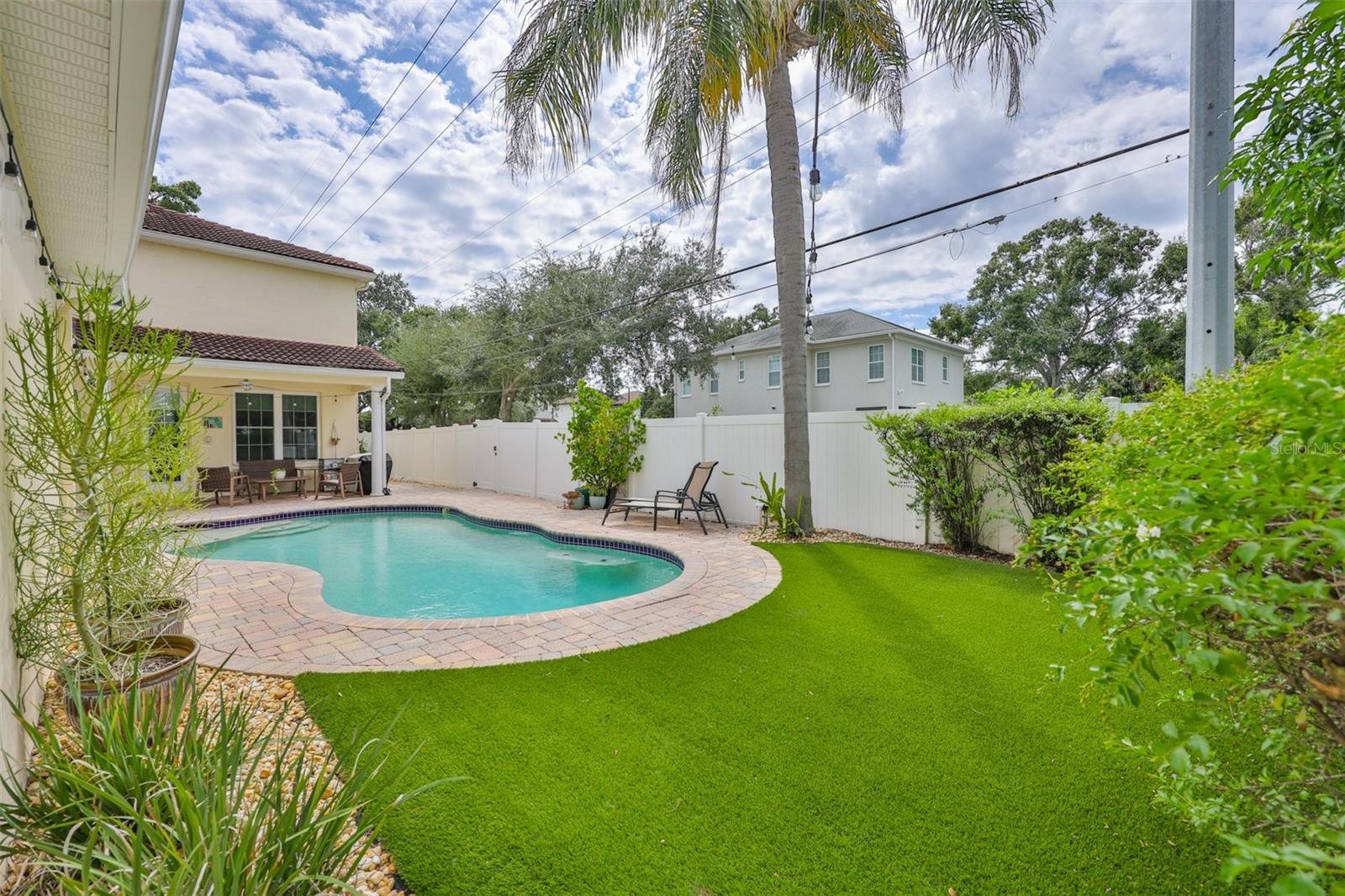 VIRGINIA TERRACE - Residential