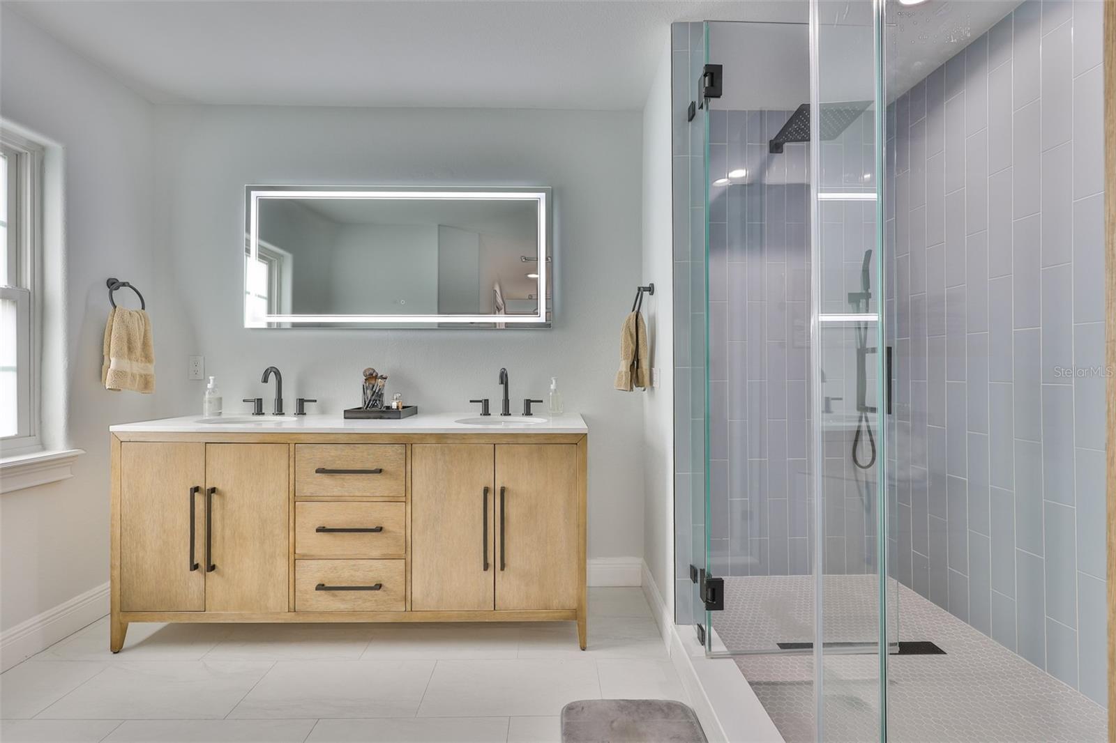 VIRGINIA TERRACE - Residential