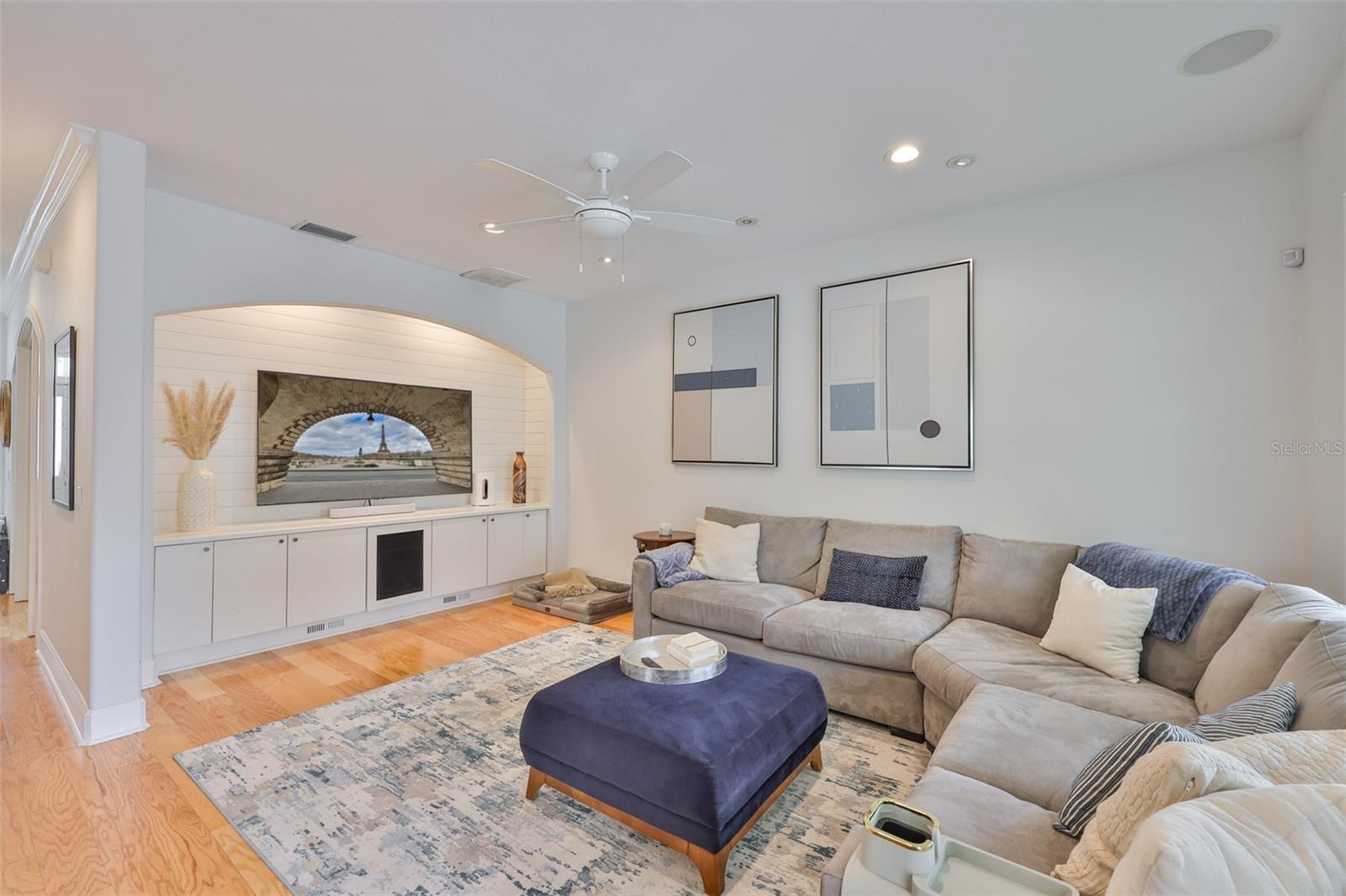 VIRGINIA TERRACE - Residential