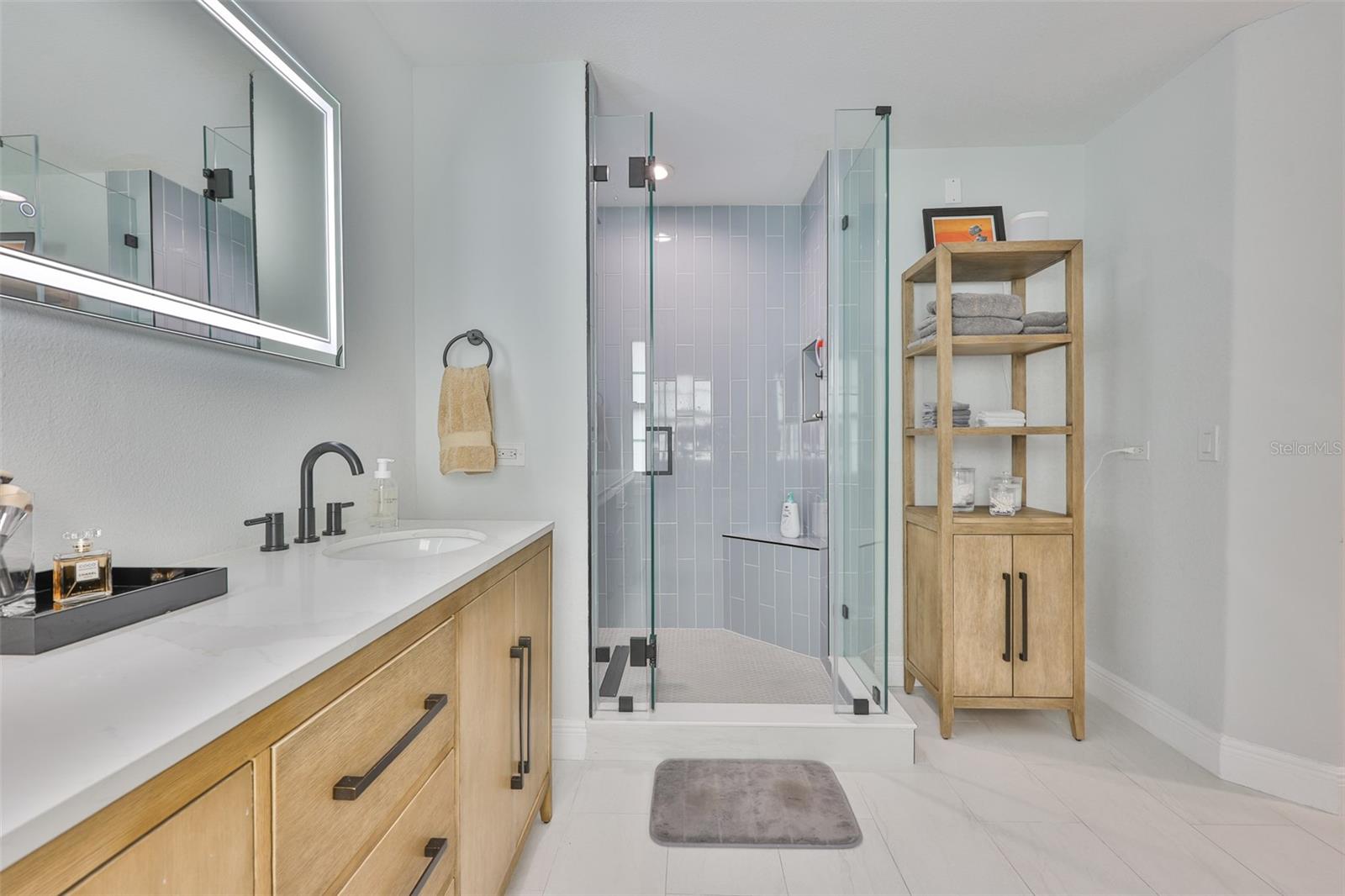 VIRGINIA TERRACE - Residential