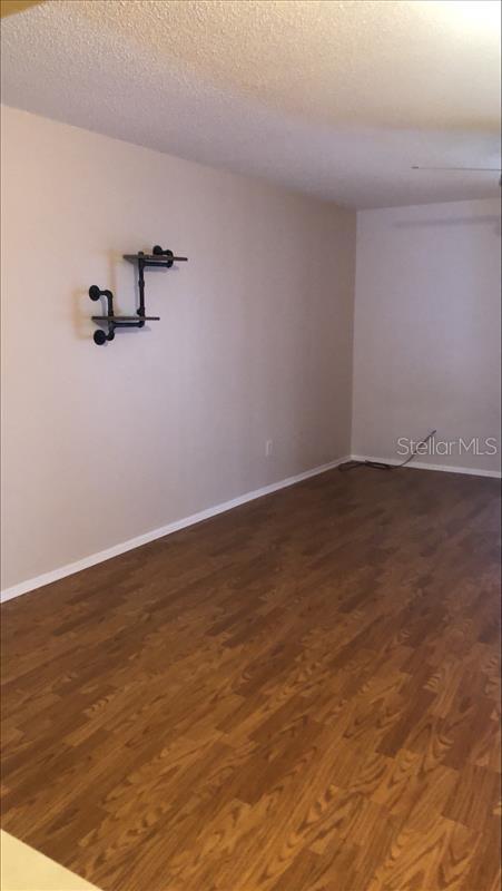 7706 COUNTRY PL 7706