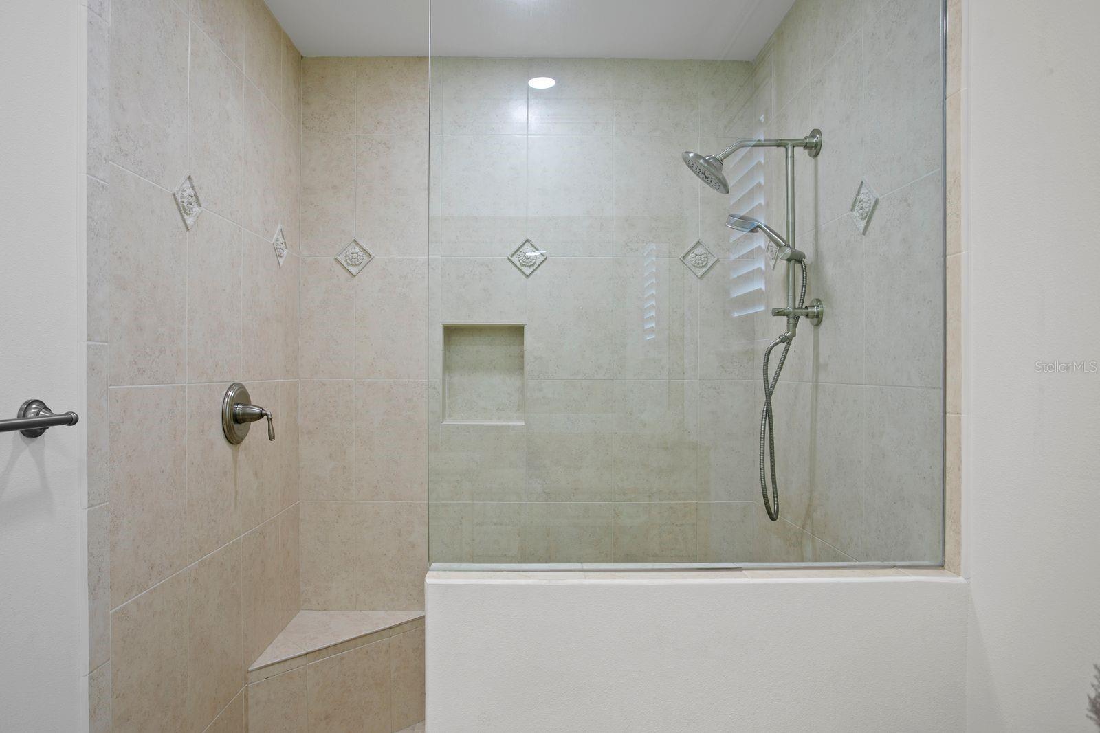 TIERRA VERDE UNIT 1 1ST REP - Residential