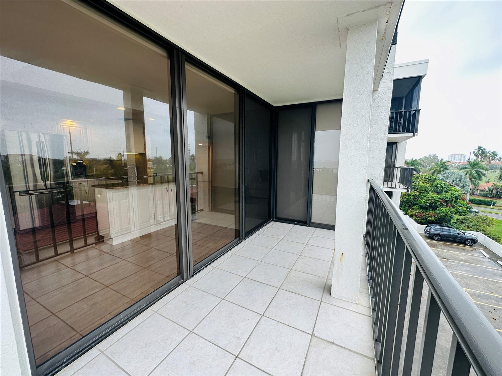 BAHIA DEL MAR I - Residential