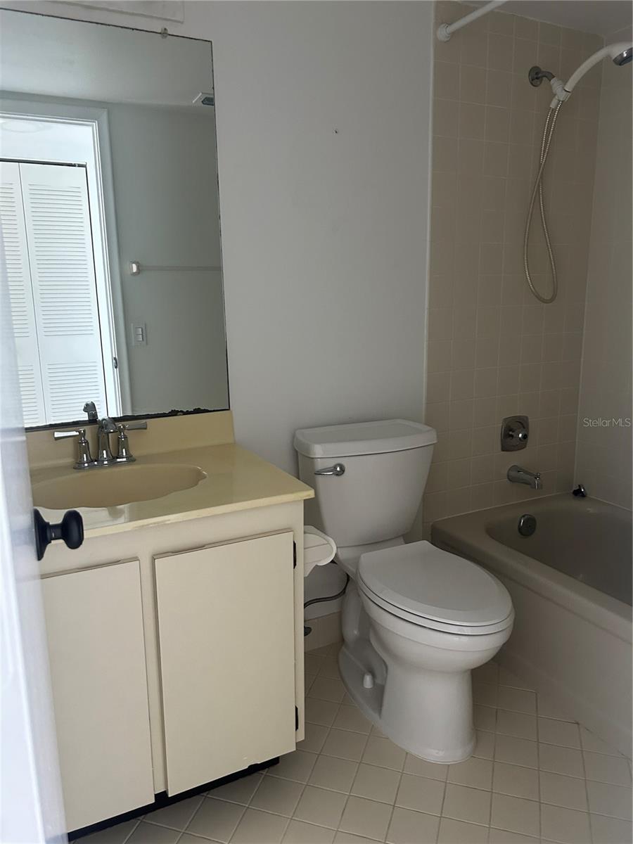 BAHIA DEL MAR I - Residential