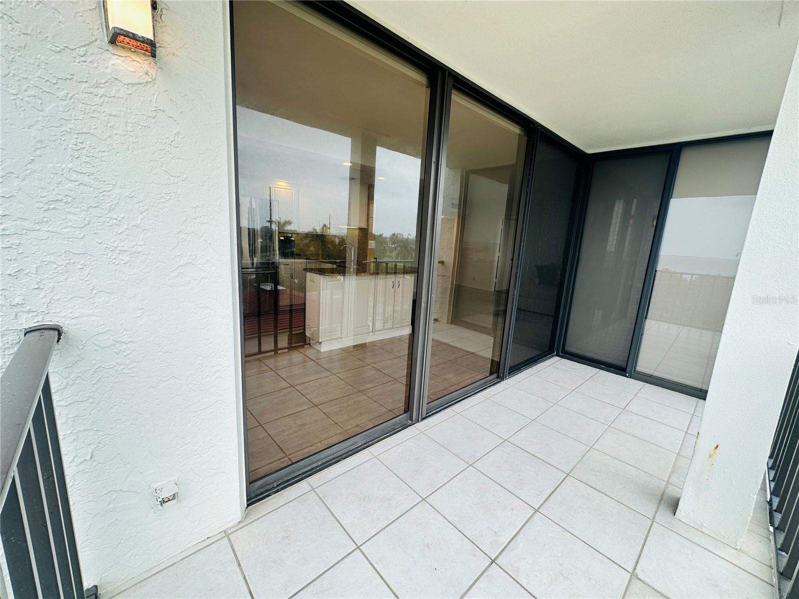 BAHIA DEL MAR I - Residential