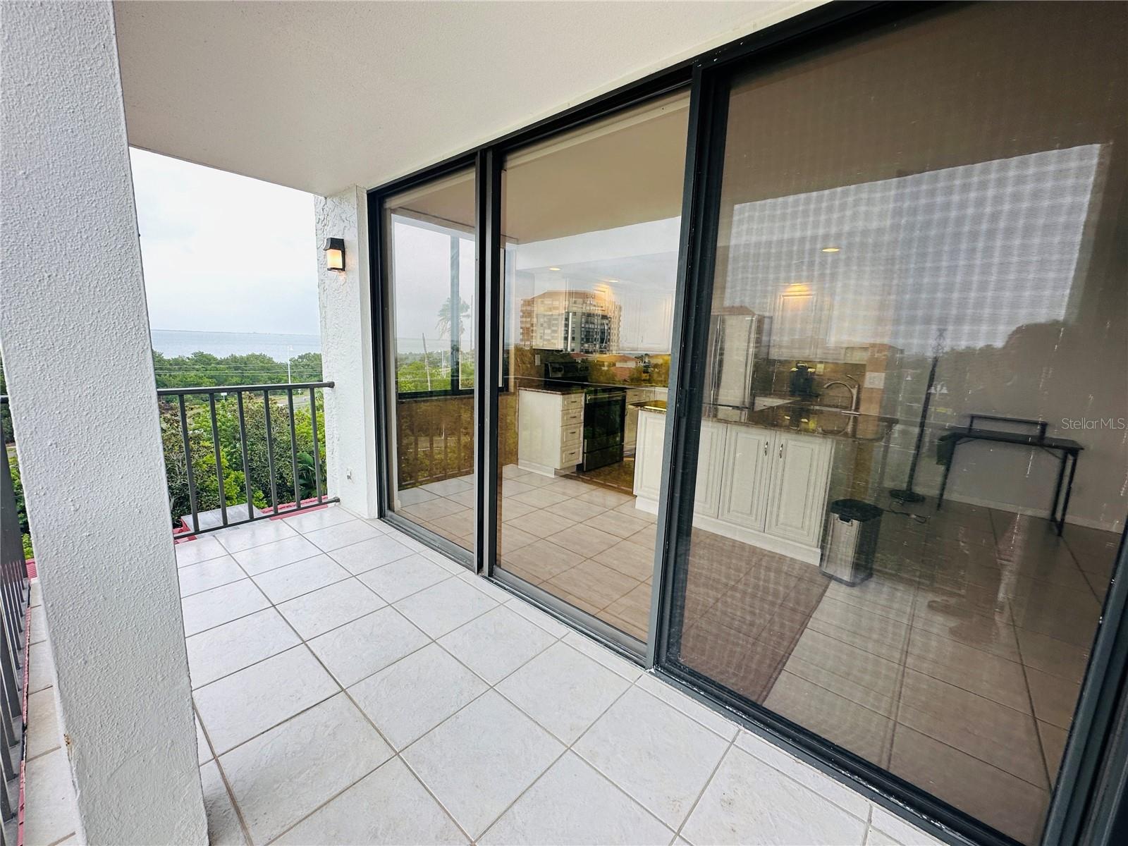 BAHIA DEL MAR I - Residential