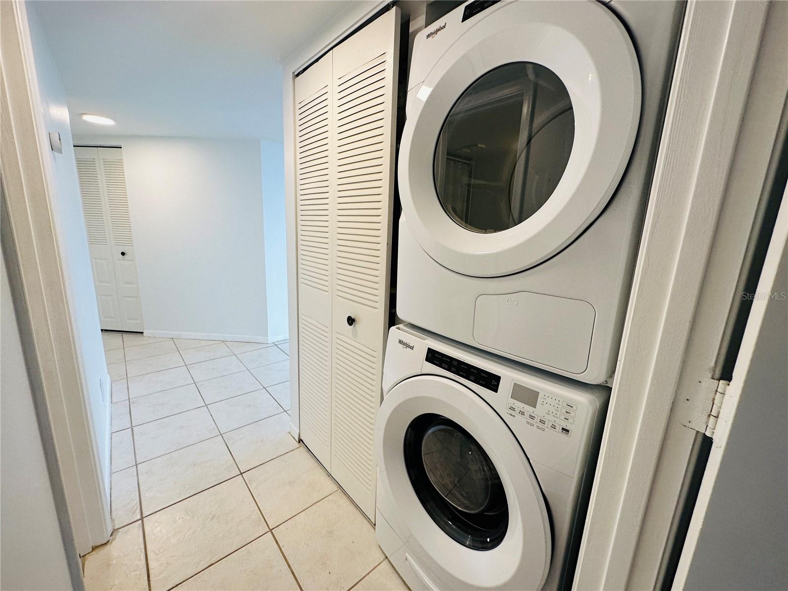 BAHIA DEL MAR I - Residential