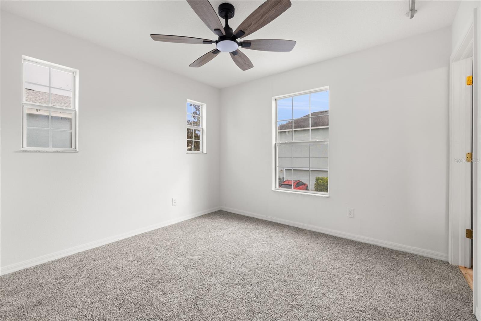 FISHHAWK RANCH TOWNCENTER PH 2B - Residential