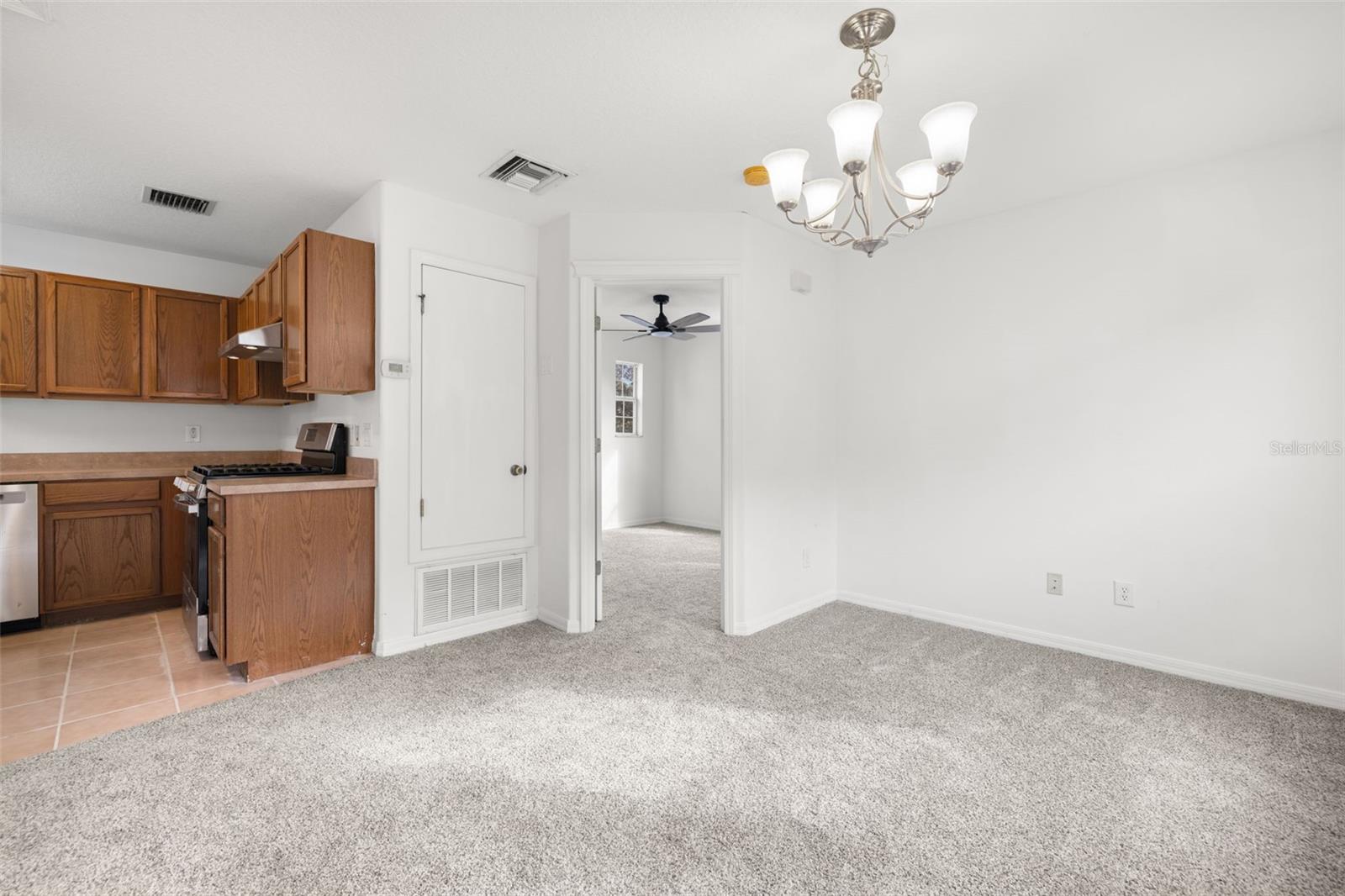 FISHHAWK RANCH TOWNCENTER PH 2B - Residential