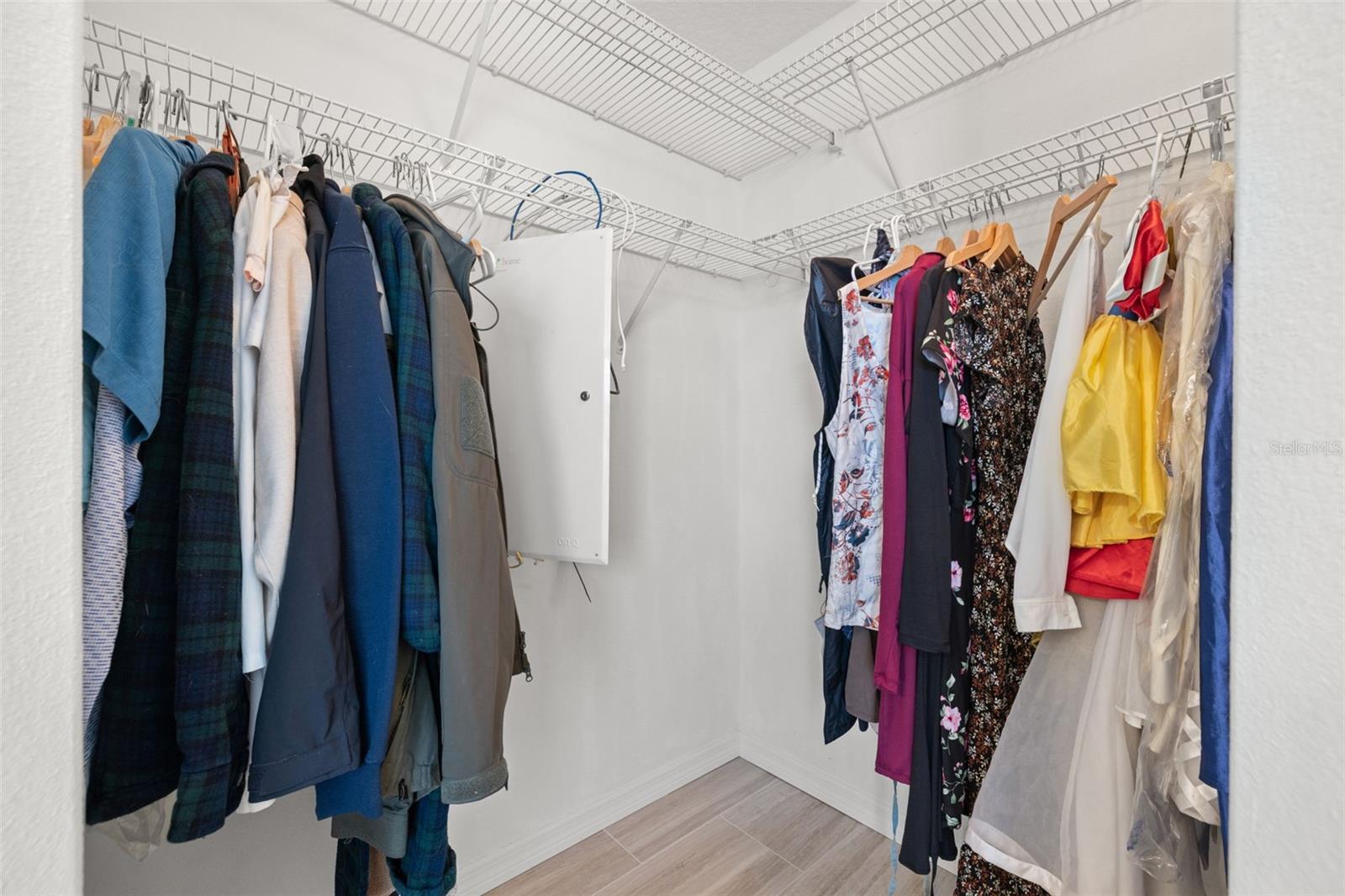 FISHHAWK RANCH TOWNCENTER PH 2B - Residential