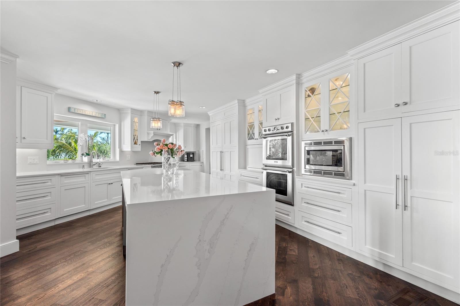 BAY ISLES - Residential