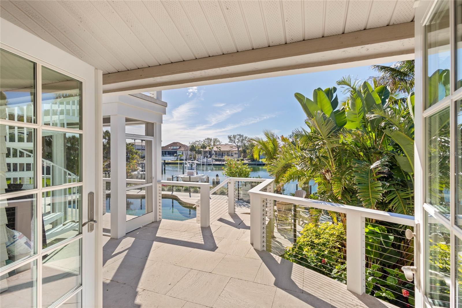 BAY ISLES - Residential