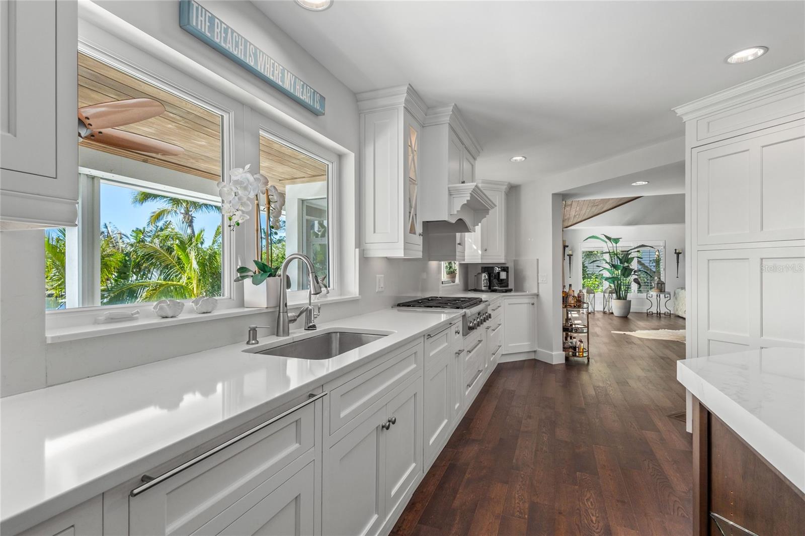 BAY ISLES - Residential