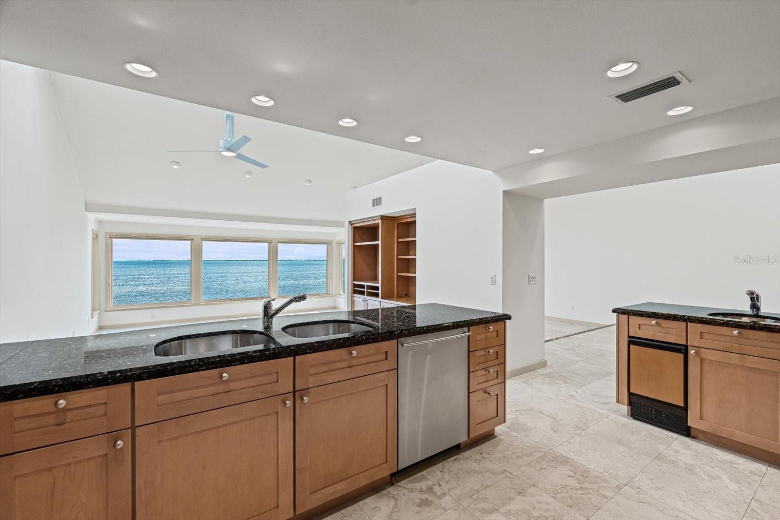 TIDY ISLAND PH I - Residential