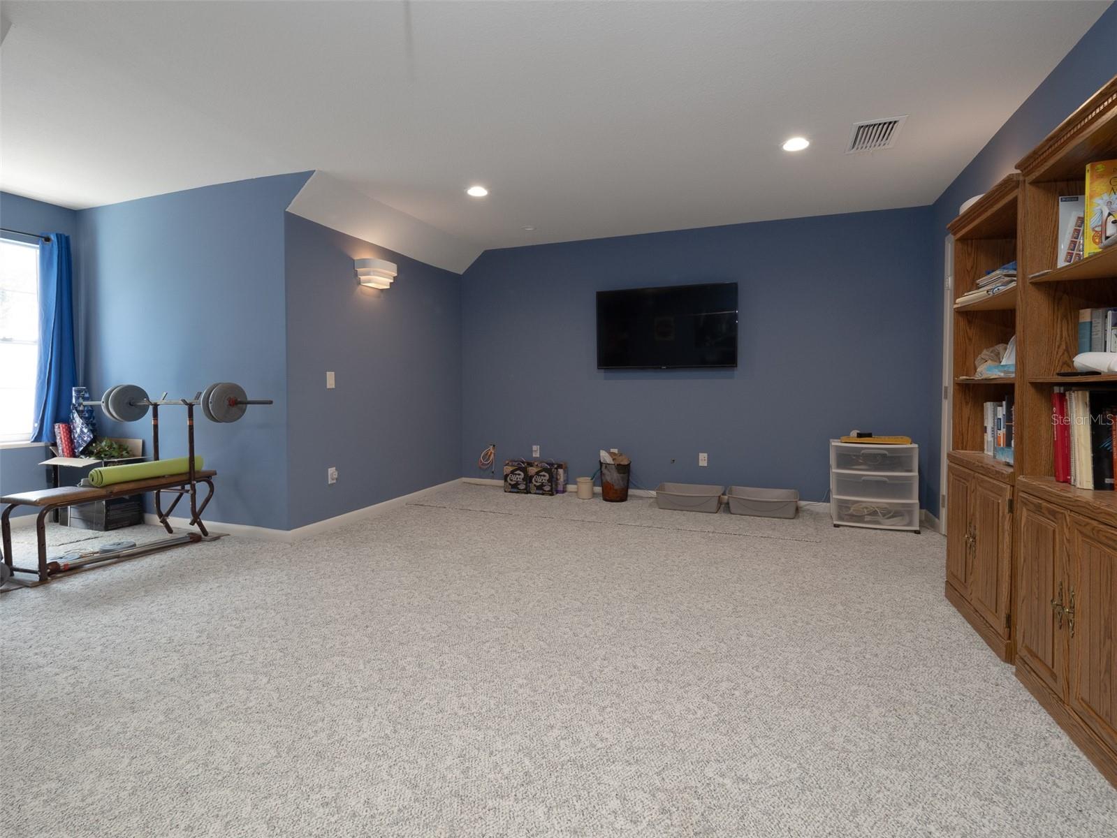 PINNACLE PARK - Residential