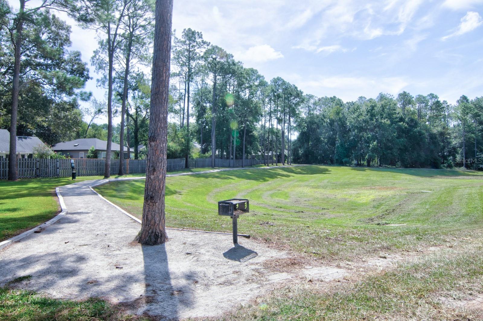 MENTONE CLUSTER PH 8 - Residential Lease