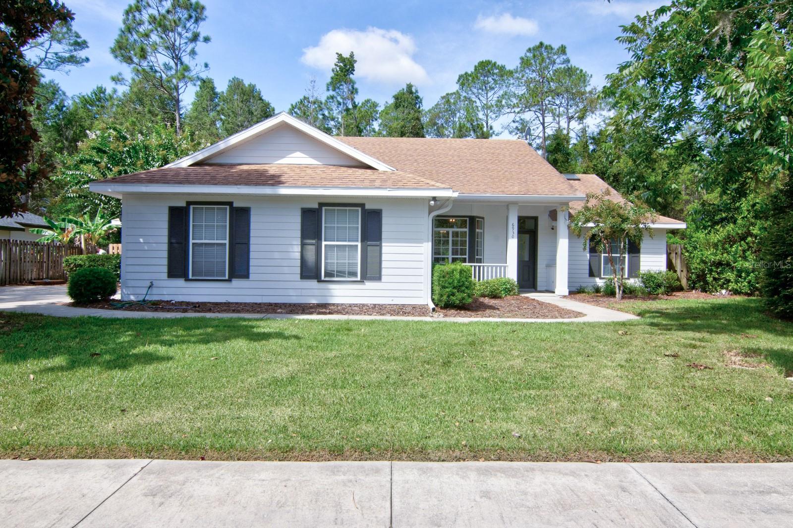 MENTONE CLUSTER PH 8 - Residential Lease