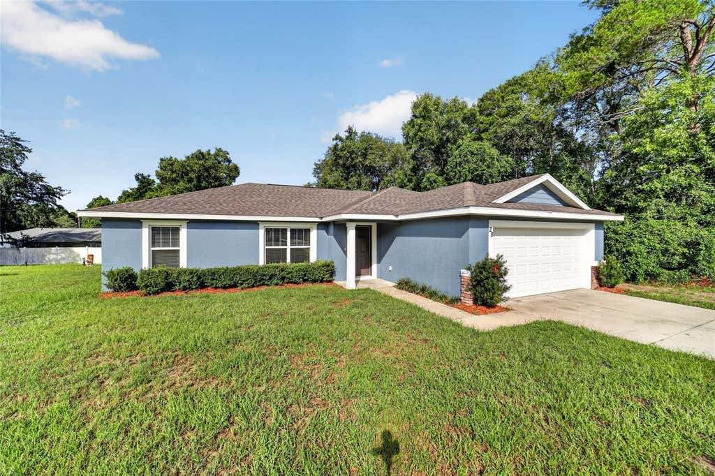 Photo of 28 Oak Circle, Ocala, FL 34472 (MLS # OM727680)