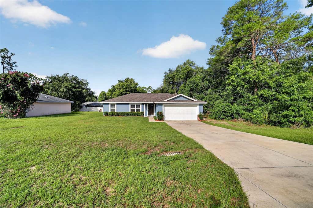 Photo of 28 Oak Circle, Ocala, FL 34472 (MLS # OM727680)