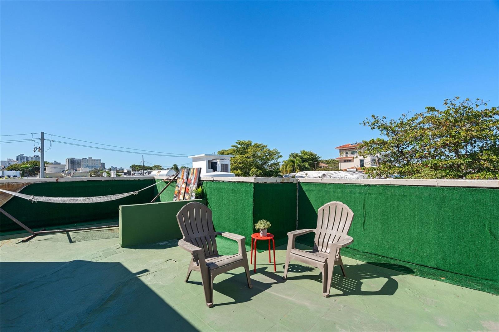 OCEAN PARK - Residential Income