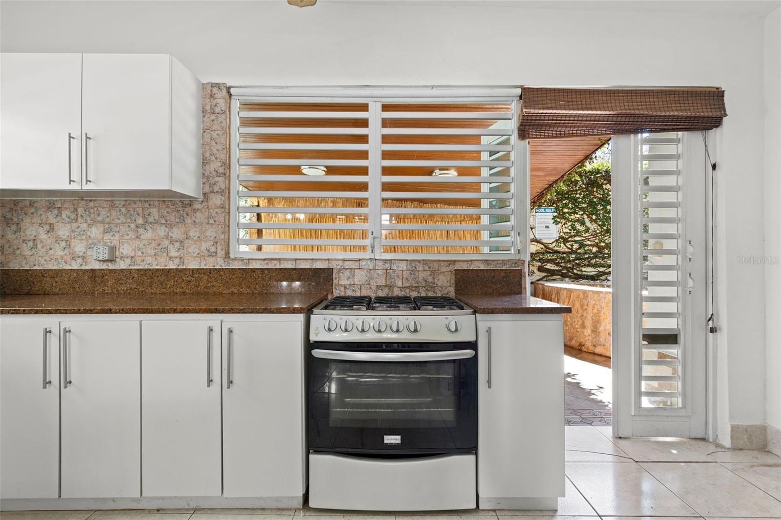 OCEAN PARK - Residential Income