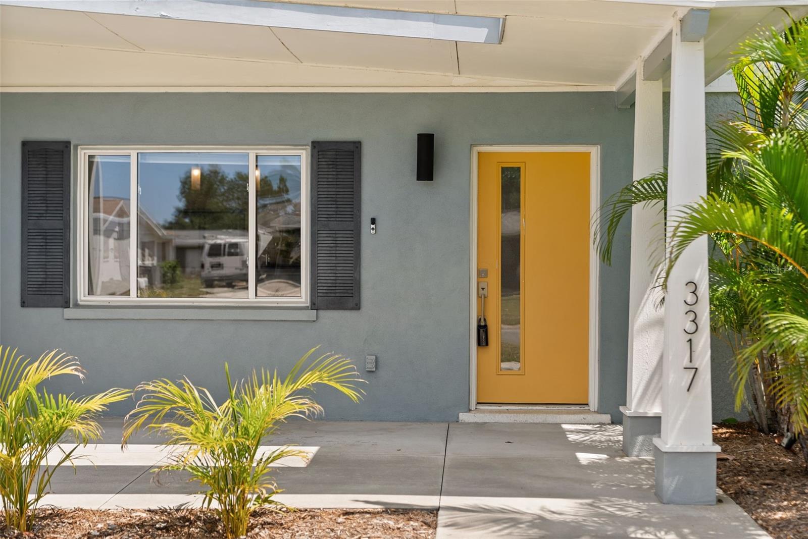 SOUTH GATE MANOR - Residential