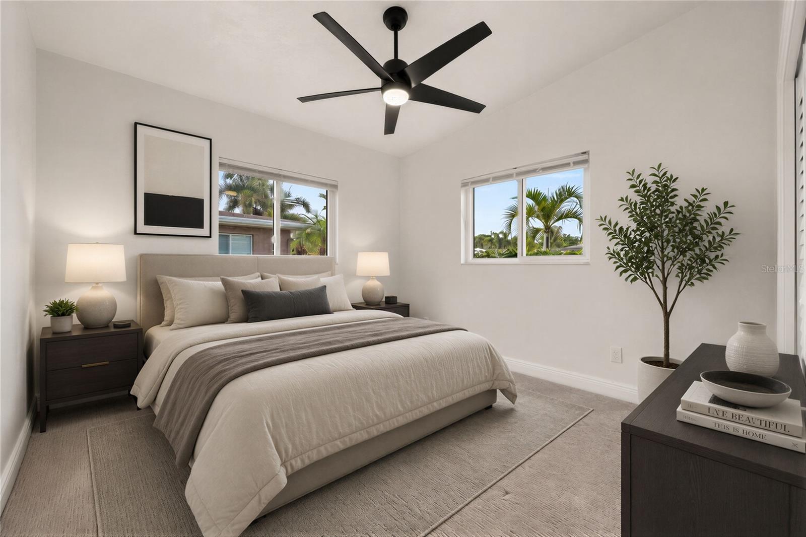 SOUTH GATE MANOR - Residential