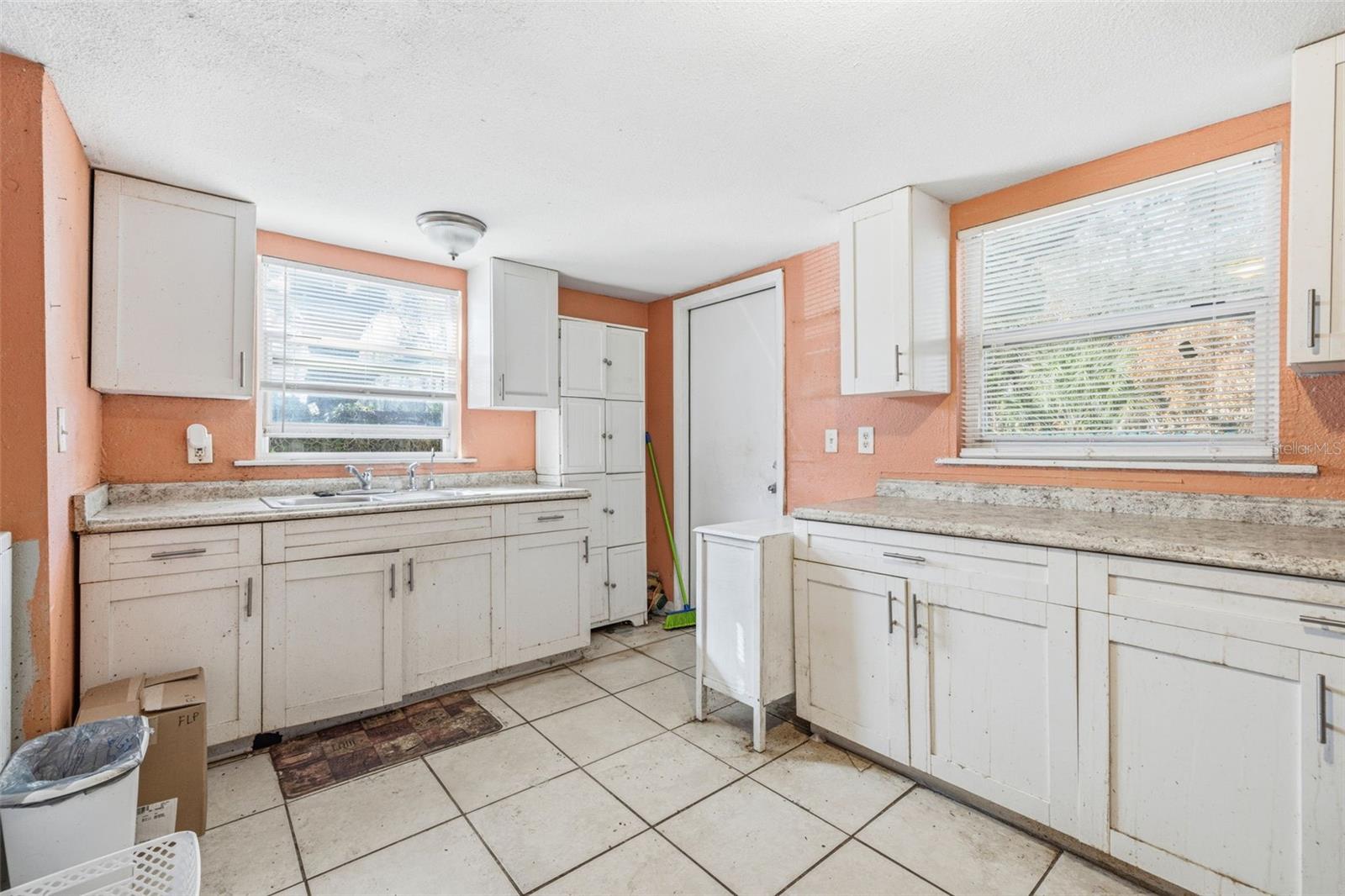 SULPHUR SPGS ADD - Residential