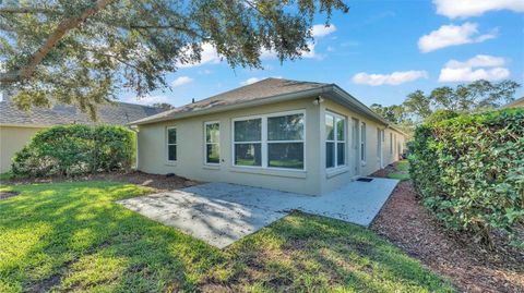 A home in WINTER HAVEN