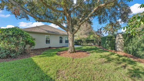 A home in WINTER HAVEN