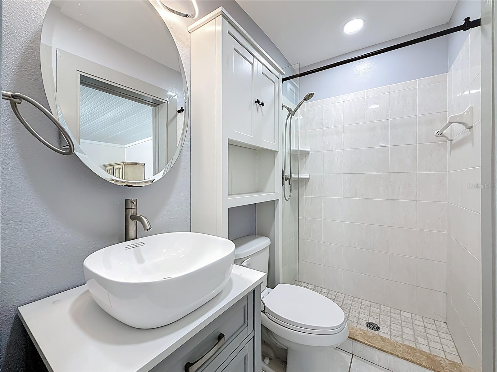 AUTUMN RUN - Residential