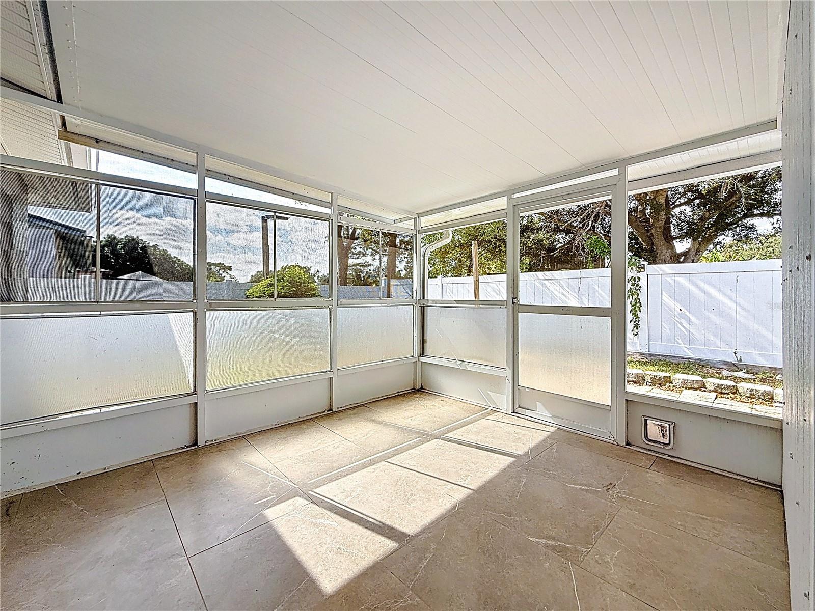 AUTUMN RUN - Residential