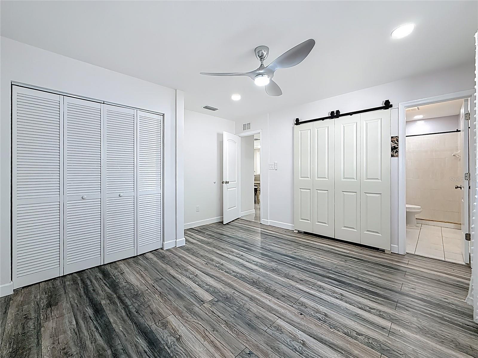 AUTUMN RUN - Residential