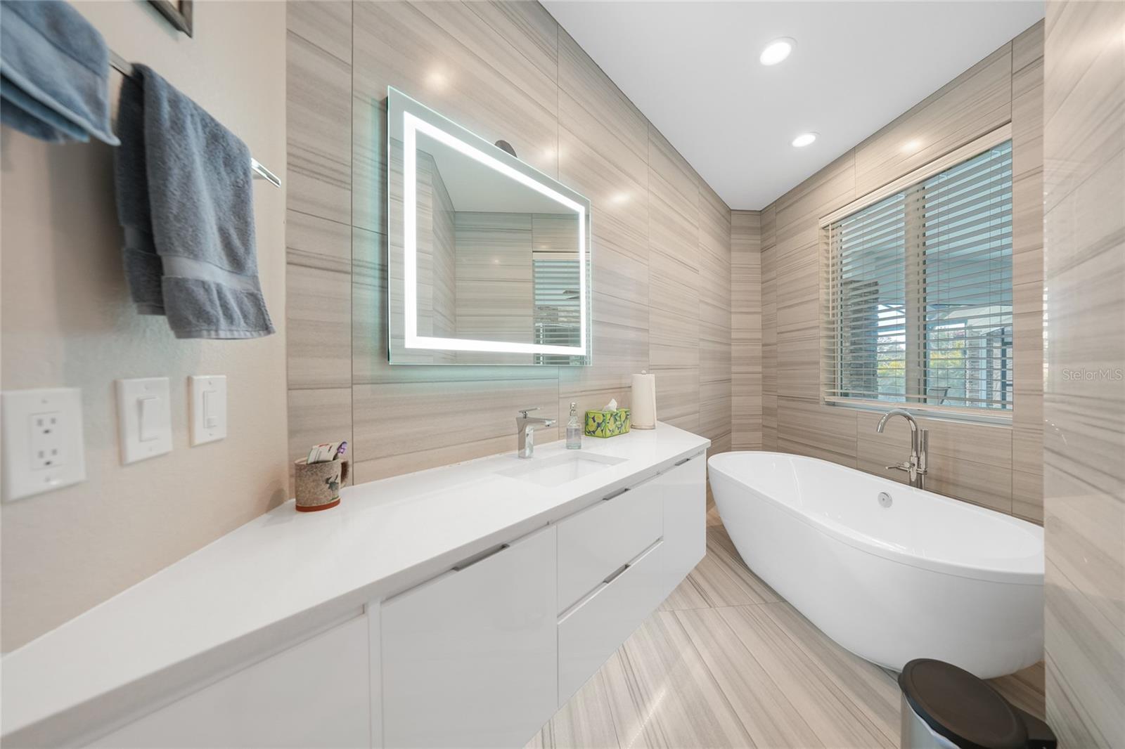 HARBOR LANDINGS - Residential