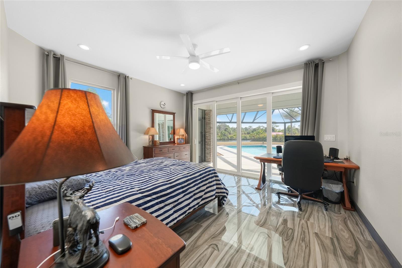 HARBOR LANDINGS - Residential