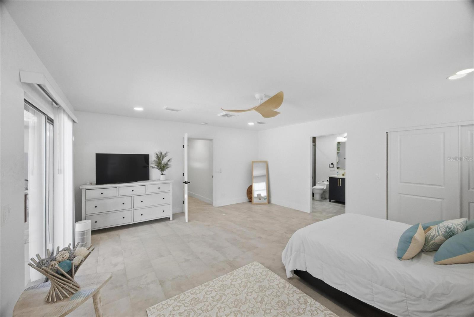 GANDY MANOR 2ND ADD - Residential
