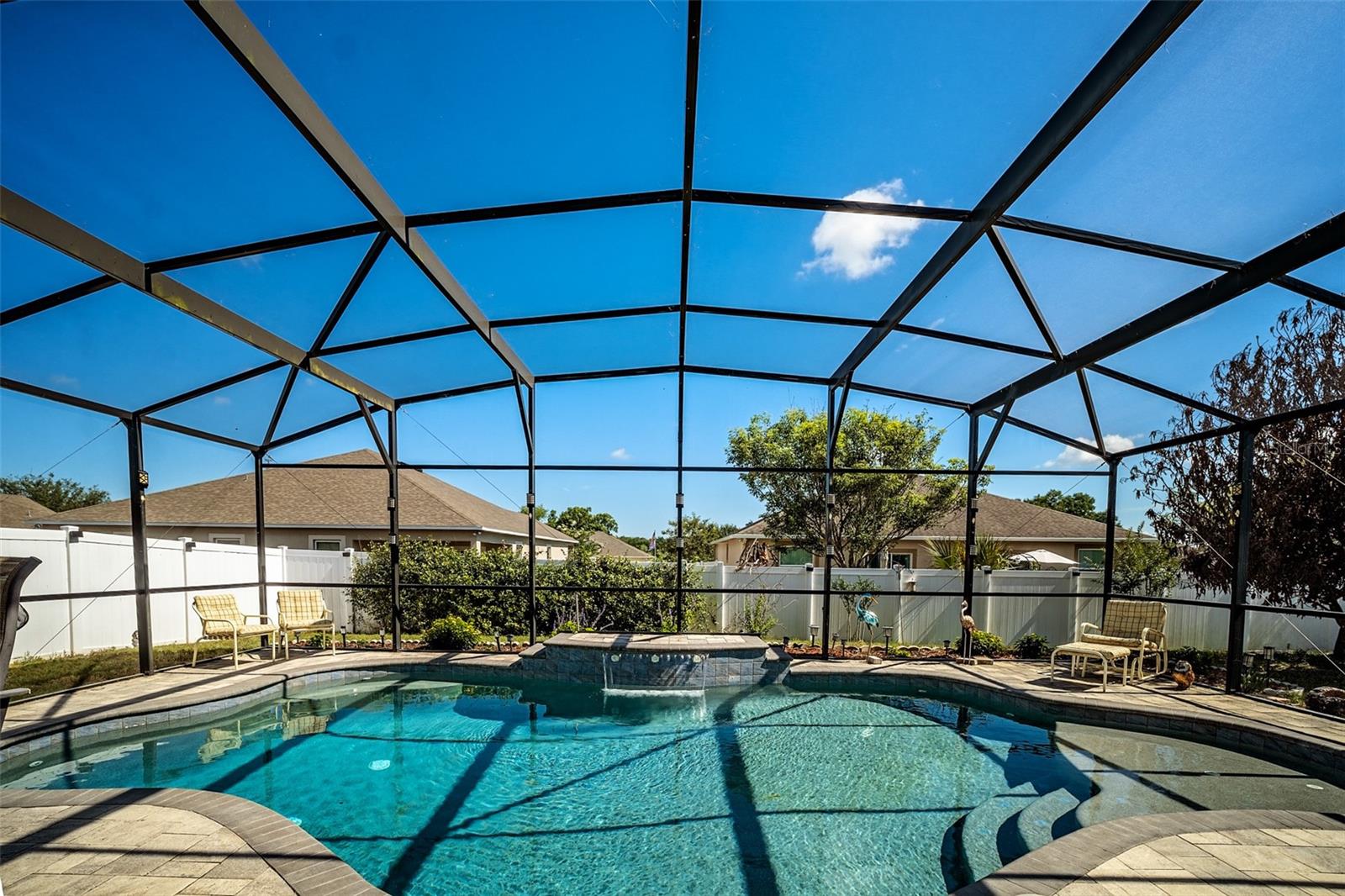 KNIGHT LAKE ESTATES - Residential
