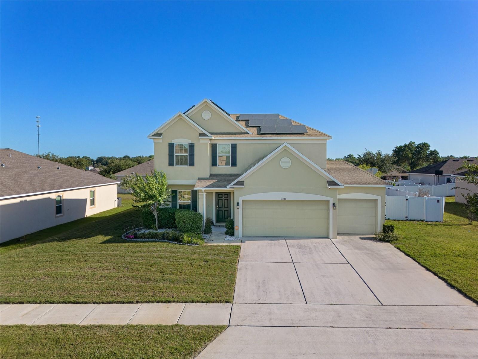 KNIGHT LAKE ESTATES - Residential