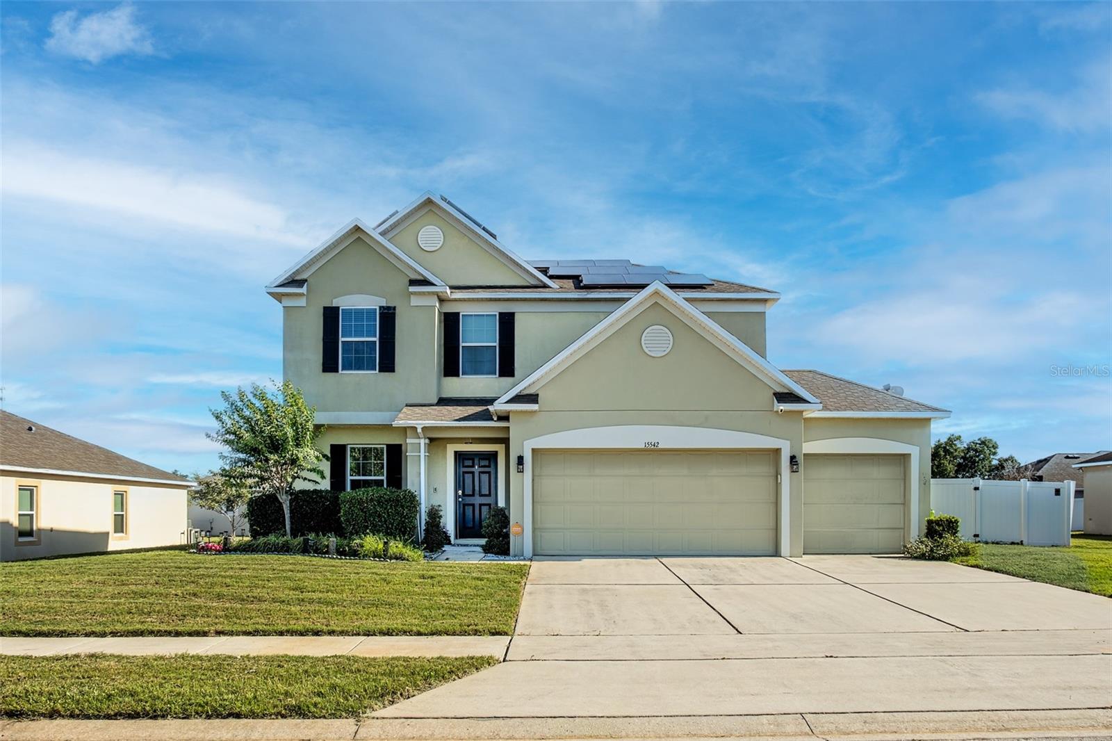 KNIGHT LAKE ESTATES - Residential