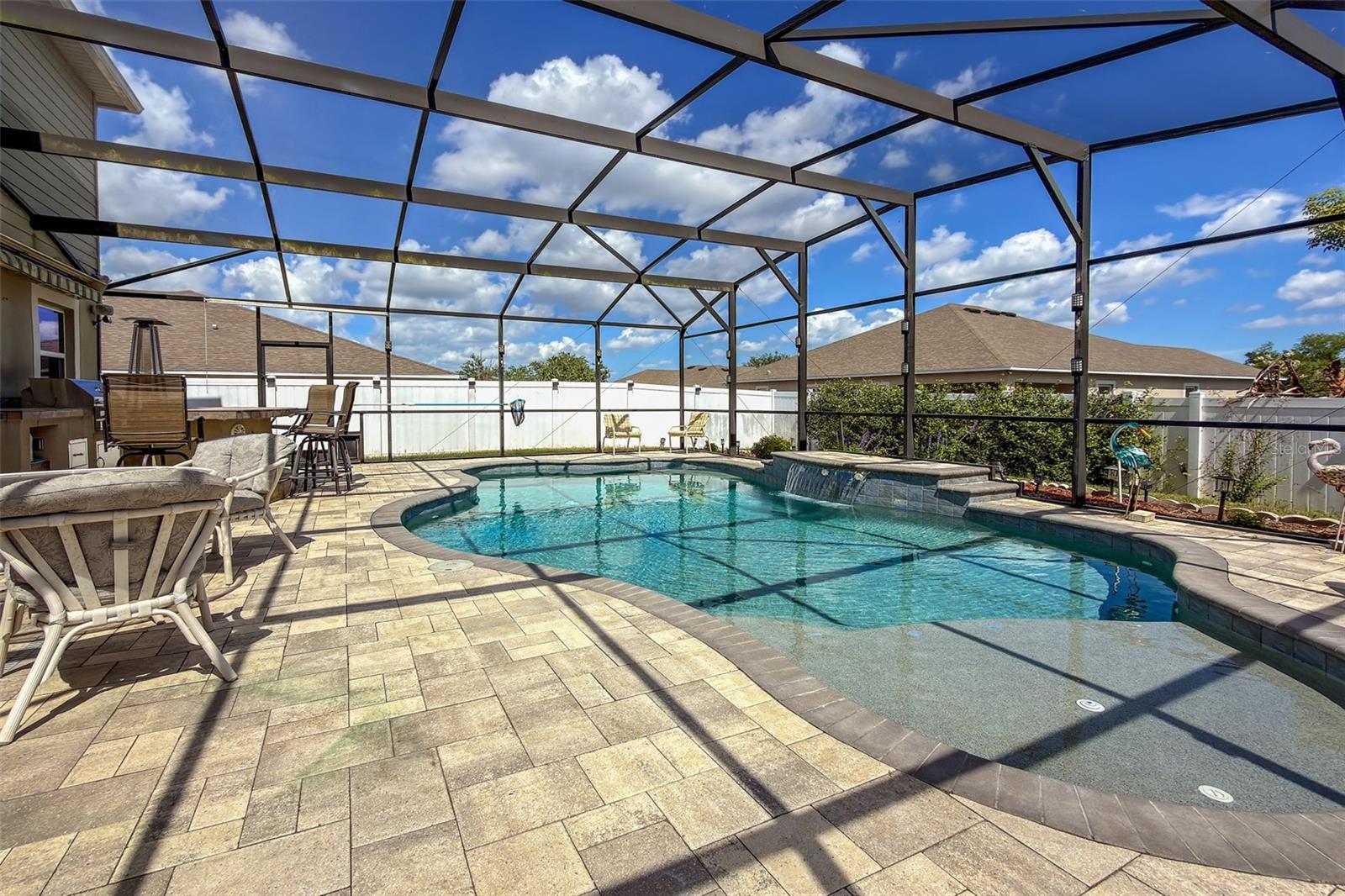 KNIGHT LAKE ESTATES - Residential