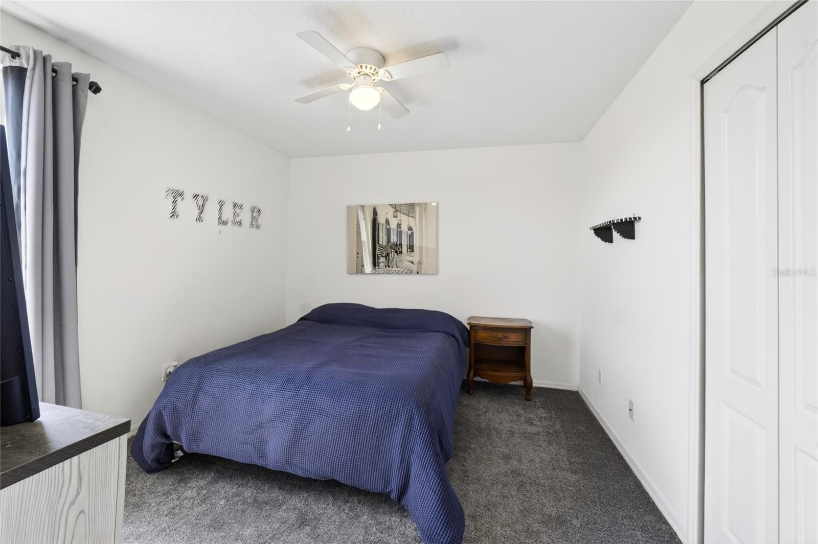 KNIGHT LAKE ESTATES - Residential