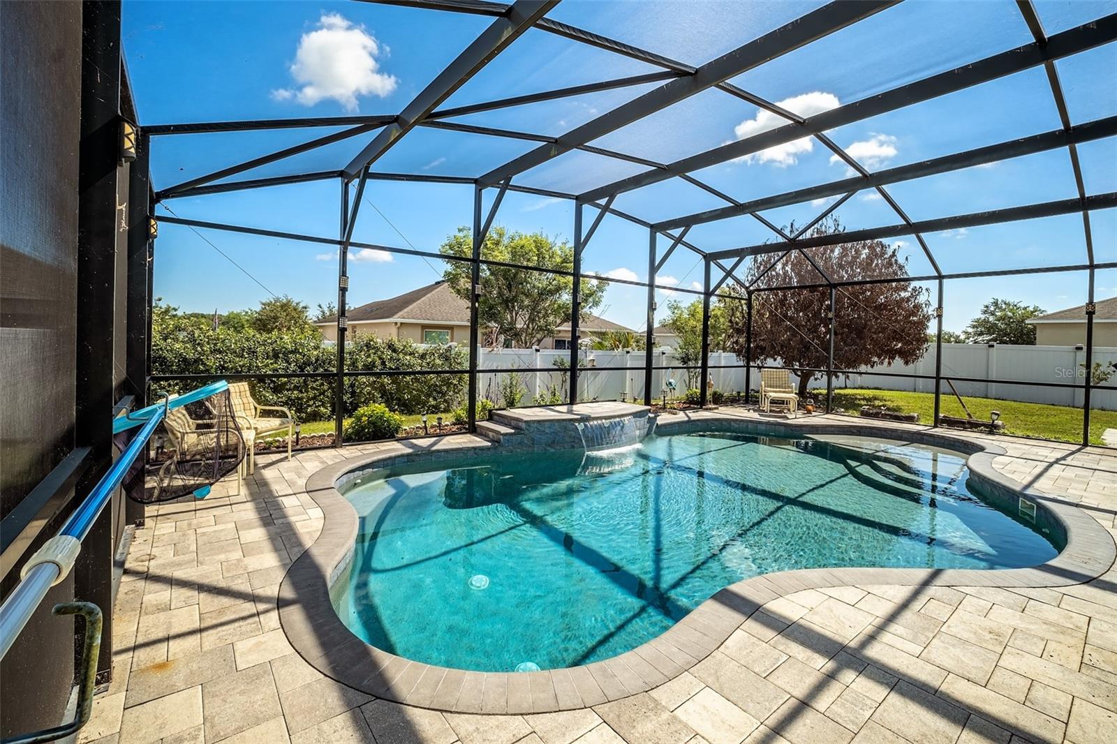 KNIGHT LAKE ESTATES - Residential