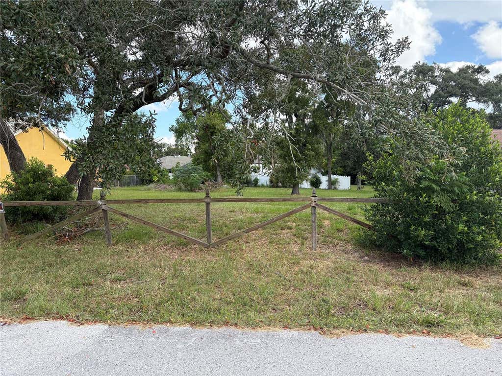 Photo of 10067 Bedford Road, Spring Hill, FL 34608 (MLS # W7888688)