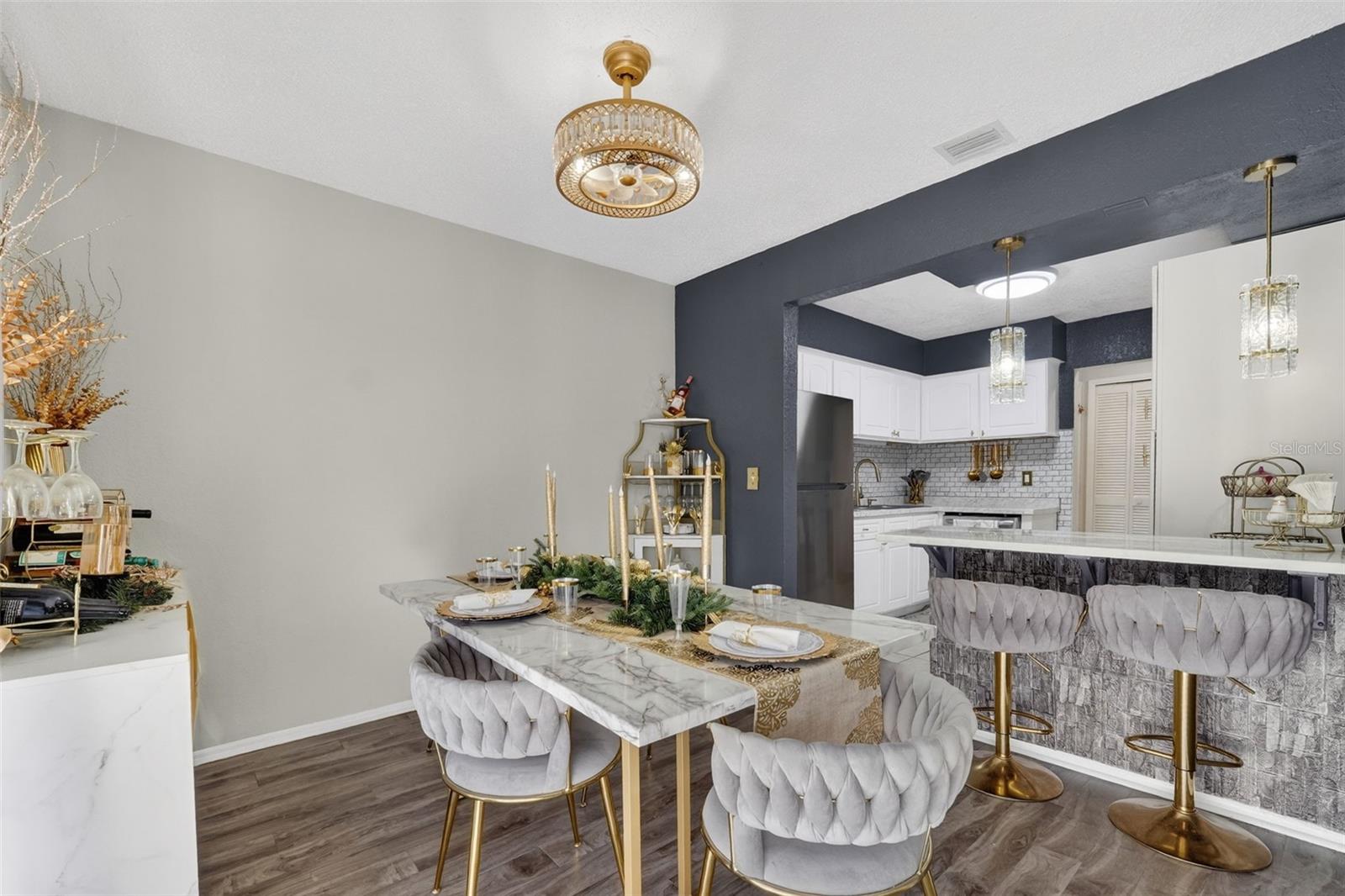 AVALON - Residential